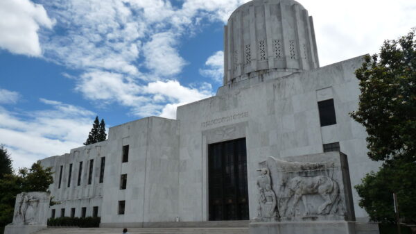 The front of the Oregon State Capitol building in Salem, OR. Taken in Aug 2010.