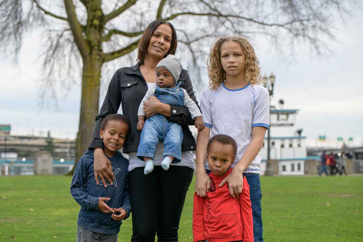 Alicia and her kids