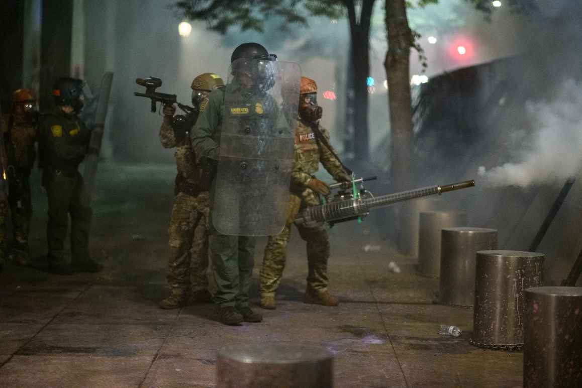 Federal agents in downtown Portland