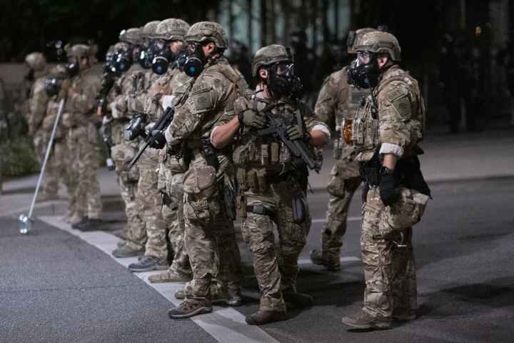 Feds in Portland